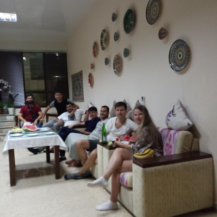 בוקורו Uzbegim Family Guest House מראה חיצוני תמונה