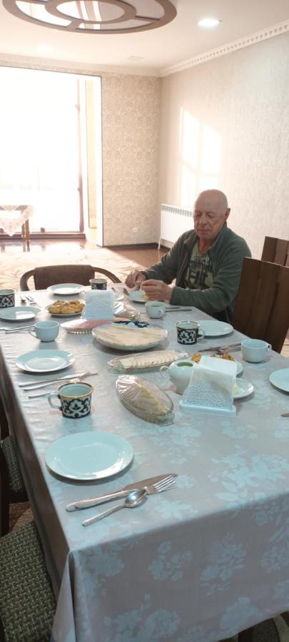 בוקורו Uzbegim Family Guest House מראה חיצוני תמונה