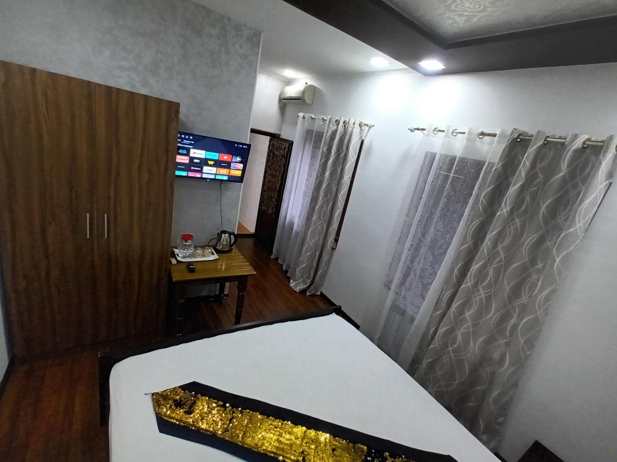 בוקורו Uzbegim Family Guest House מראה חיצוני תמונה