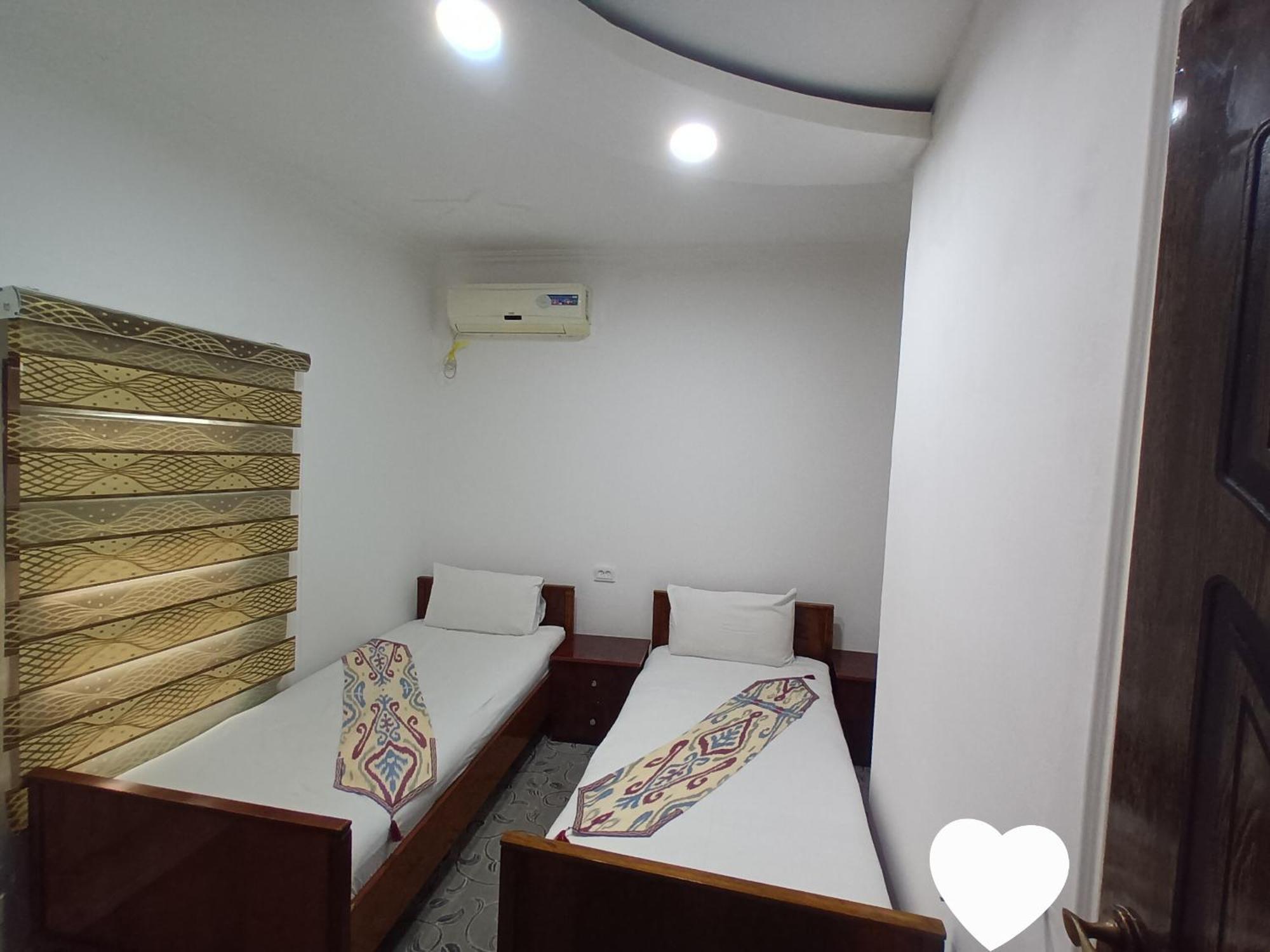 בוקורו Uzbegim Family Guest House מראה חיצוני תמונה