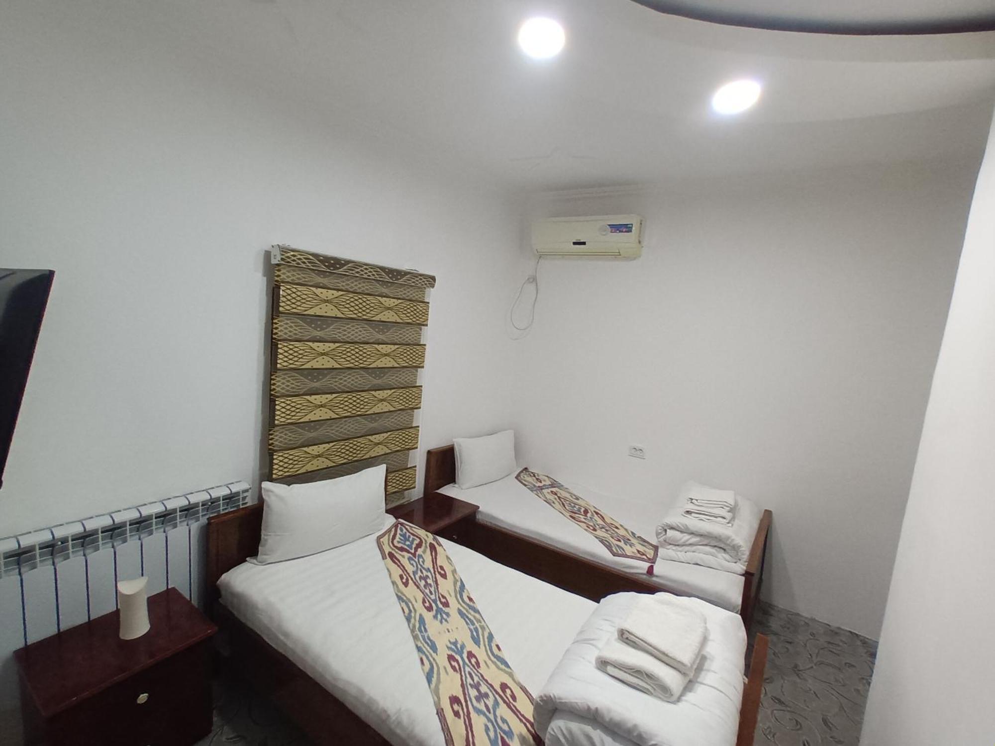בוקורו Uzbegim Family Guest House מראה חיצוני תמונה