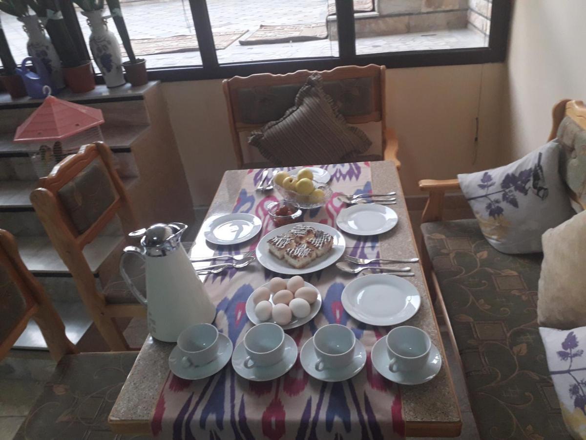 בוקורו Uzbegim Family Guest House מראה חיצוני תמונה
